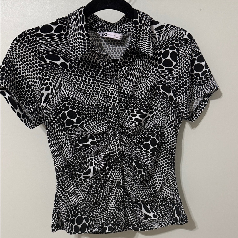 SO Black Patterned and Ruched Button Down